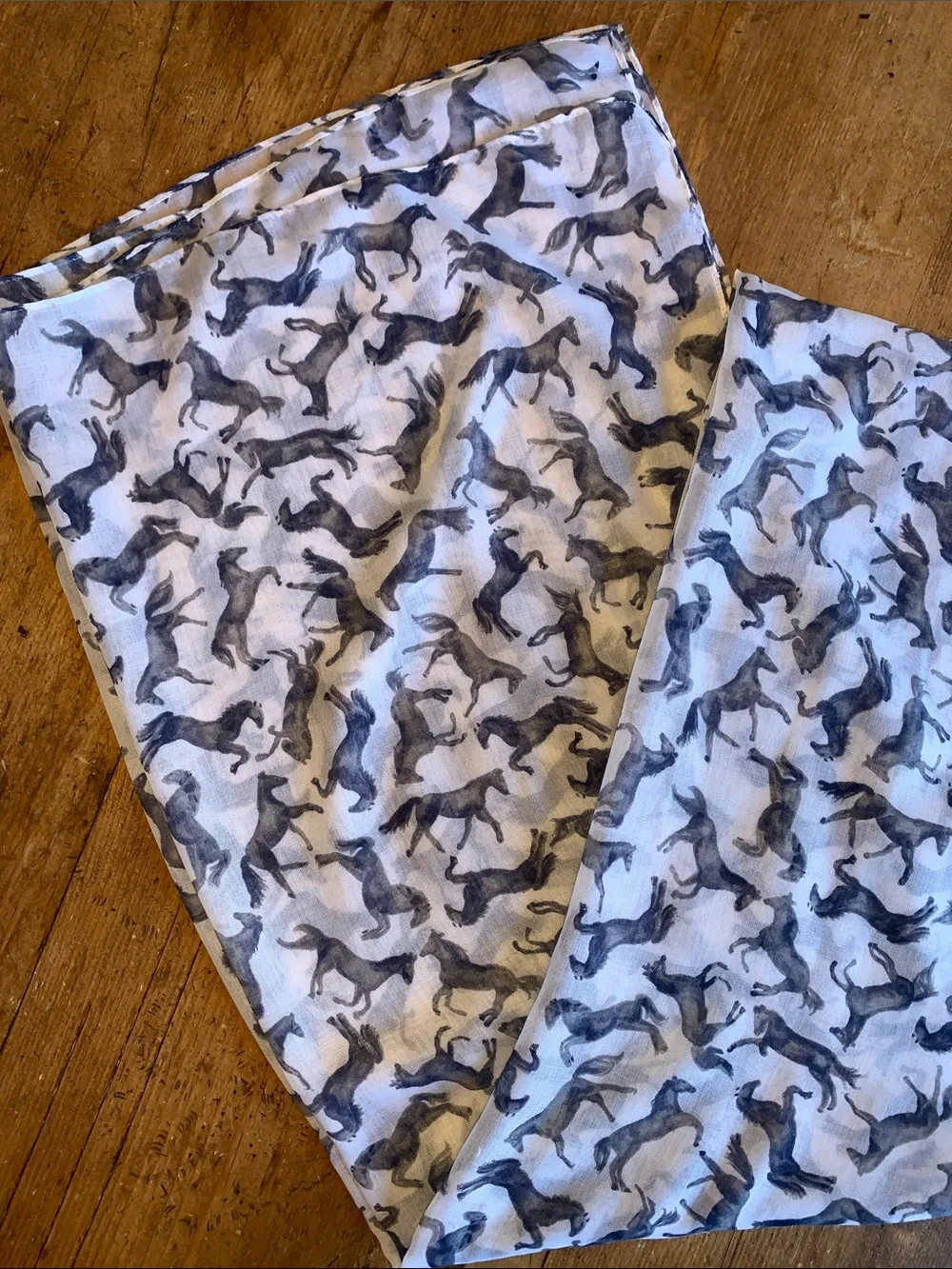 Joules lightweight scarf